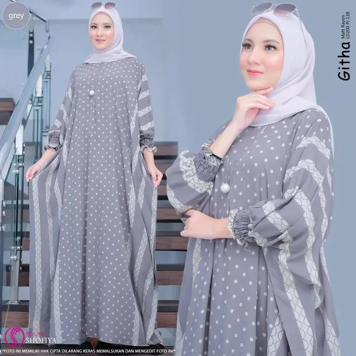 Kaftan Almina warna Abu-abu