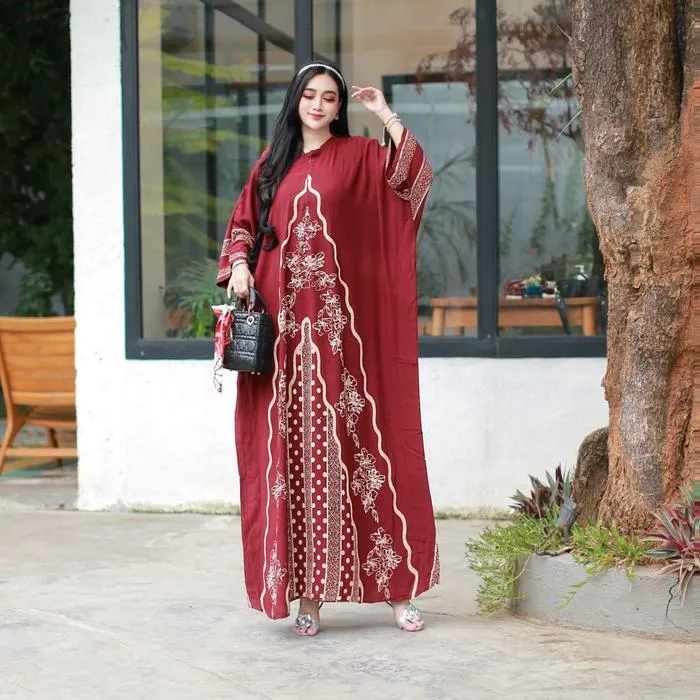Kaftan India warna Maroon